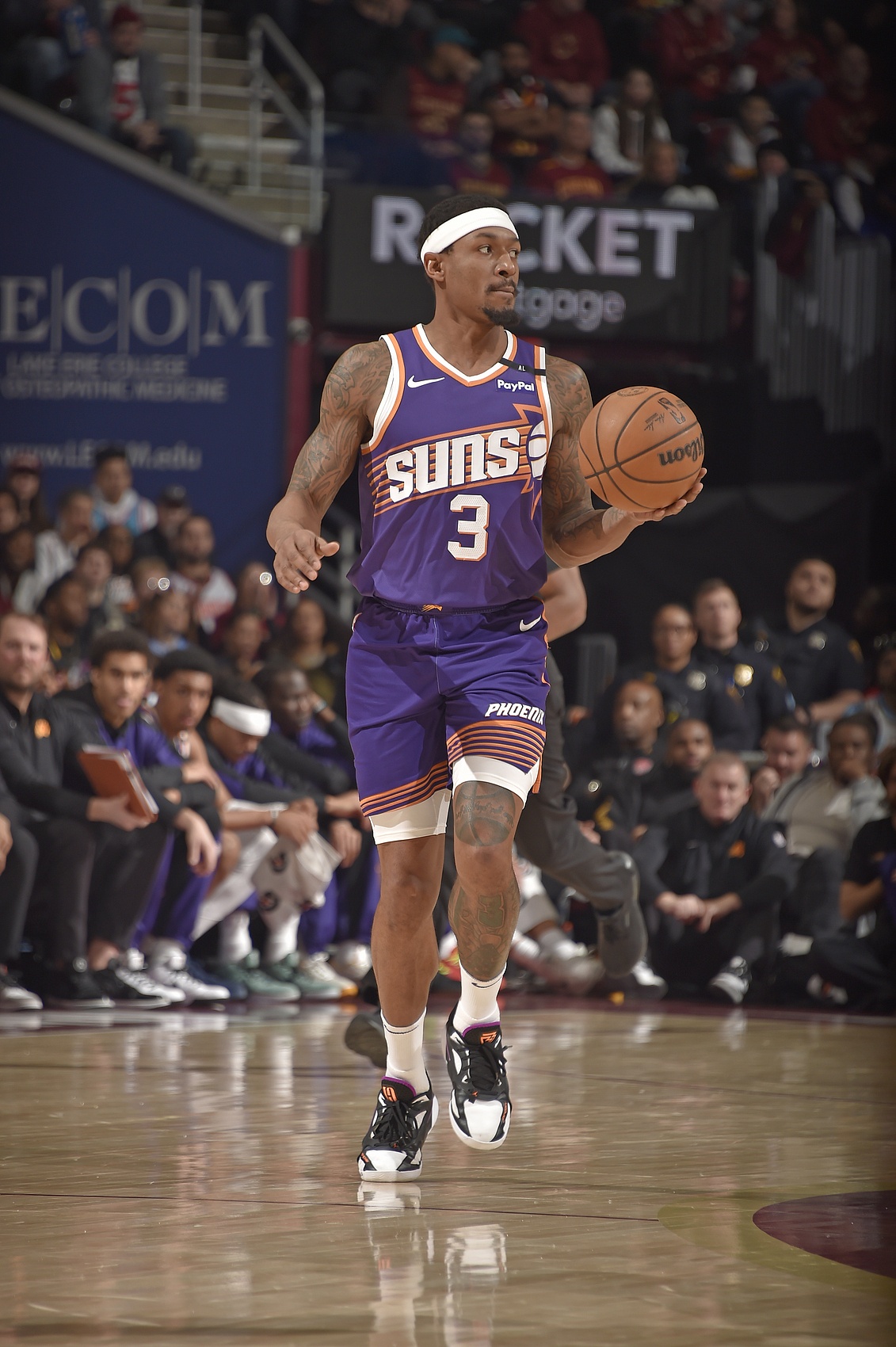 美记：一旦太阳与比尔正式完成买断 快船签下他的势头将十分强劲